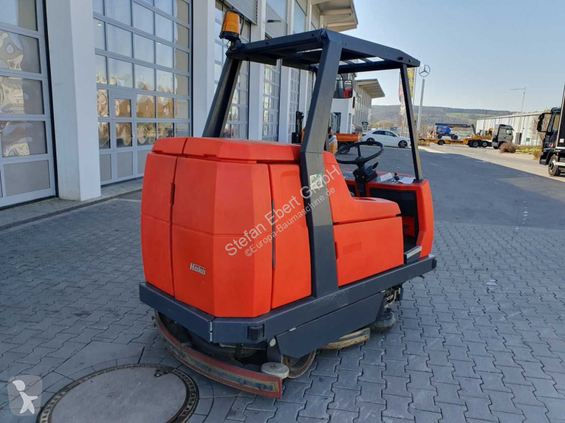 معدات التنظيف Hako Hakomatic B 1100 / nur 704h!...