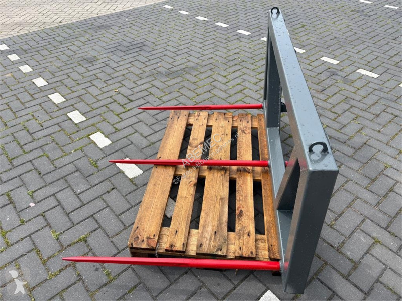 Vybavenie stavebného stroja  Stekro Stroprikker...
