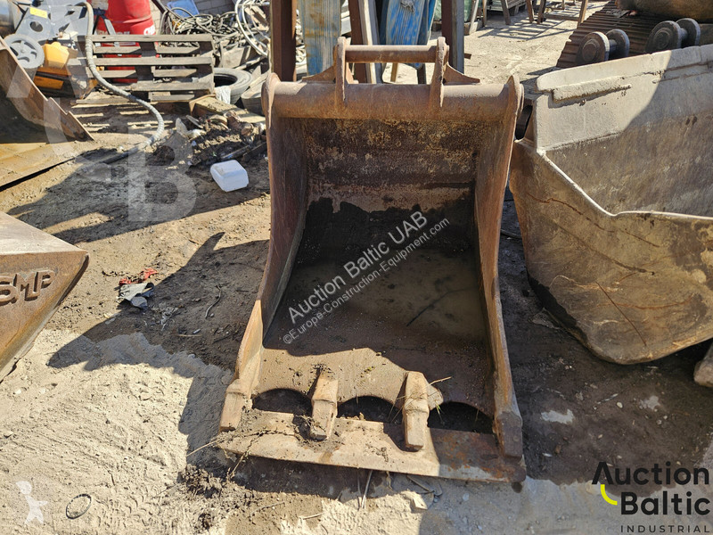 Équipements TP  bucket