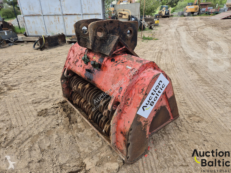 Echipamente pentru construcţii  bucket