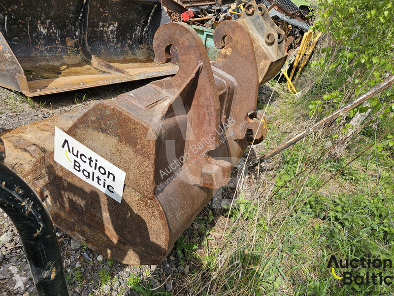 Équipements TP  bucket