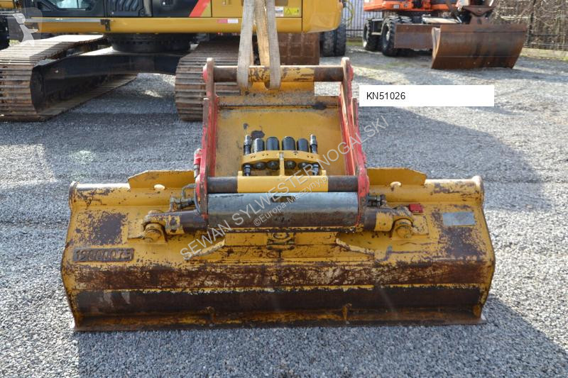 Echipamente pentru construcţii Caterpillar