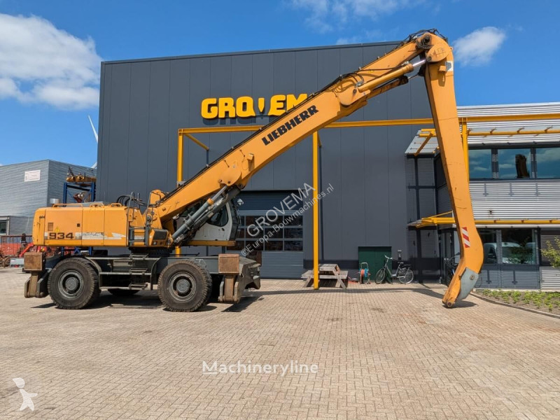 Vybavenie stavebného stroja Liebherr
