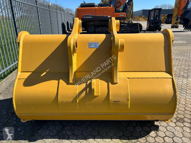Vybavenie stavebného stroja  BKT 336-72 Heavy...
