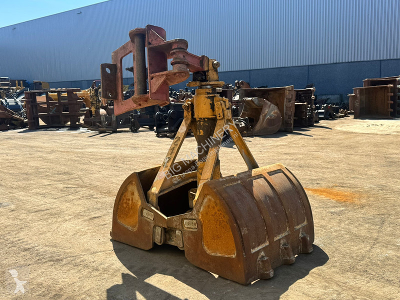 Vybavenie stavebného stroja  Clamshell grapple