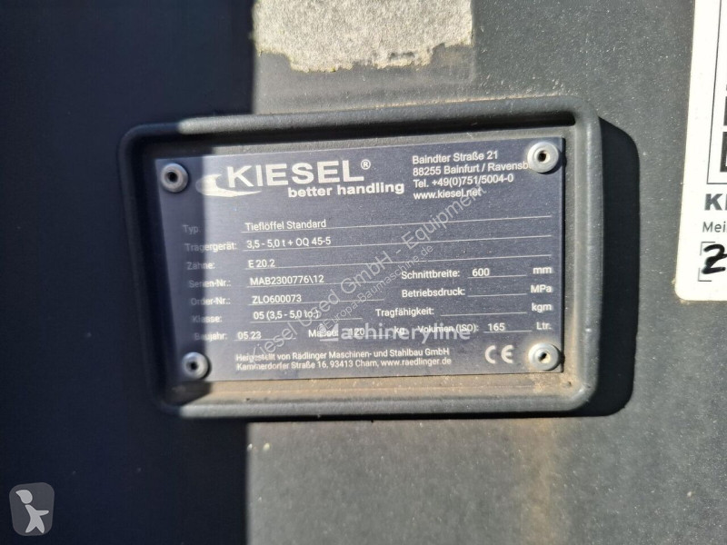 Vybavenie stavebného stroja Rädlinger KTL05-600