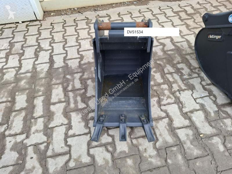 Vybavenie stavebného stroja Rädlinger KTL04-400