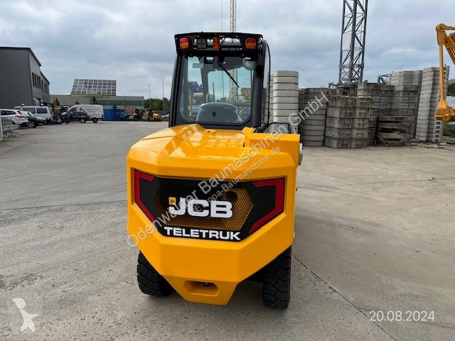 Vybavenie stavebného stroja JCB  TLT30-19D