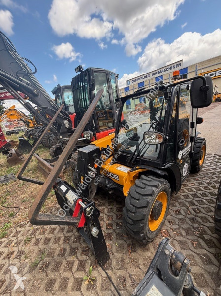 Udstyr til anlægsarbejder JCB  514-40 CON