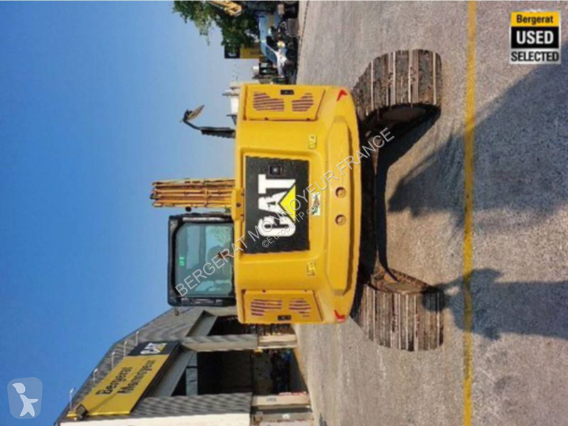 Vybavenie stavebného stroja Caterpillar 310