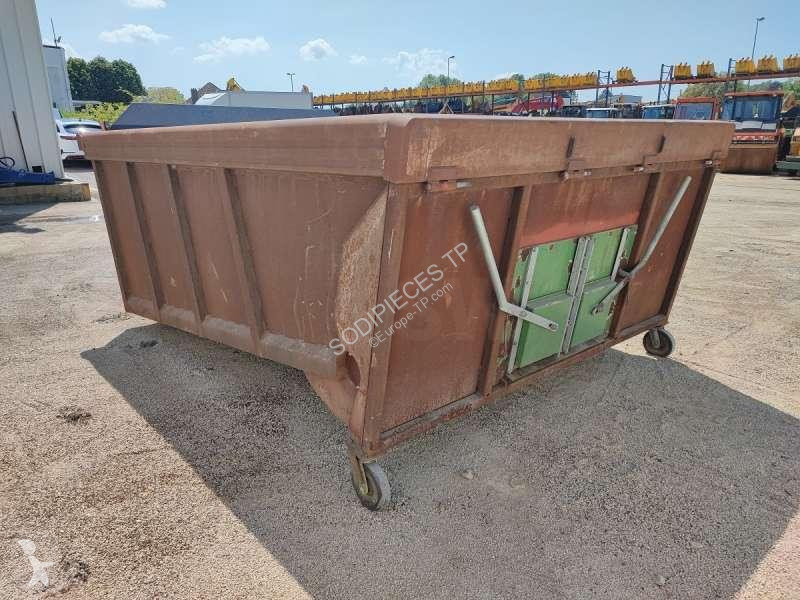 Vybavenie stavebného stroja   BENNE POUSSOIR 10 T