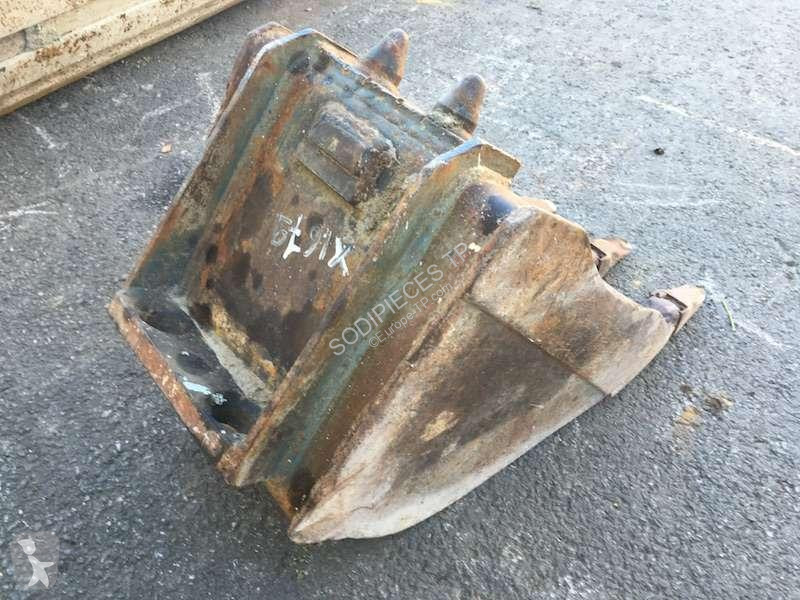 Wyposażenie maszyn Volvo  360mm - pelles 2,5...