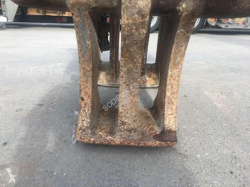 تجهيزات الأشغال العمومية   Pelles 20/25 Tonnes