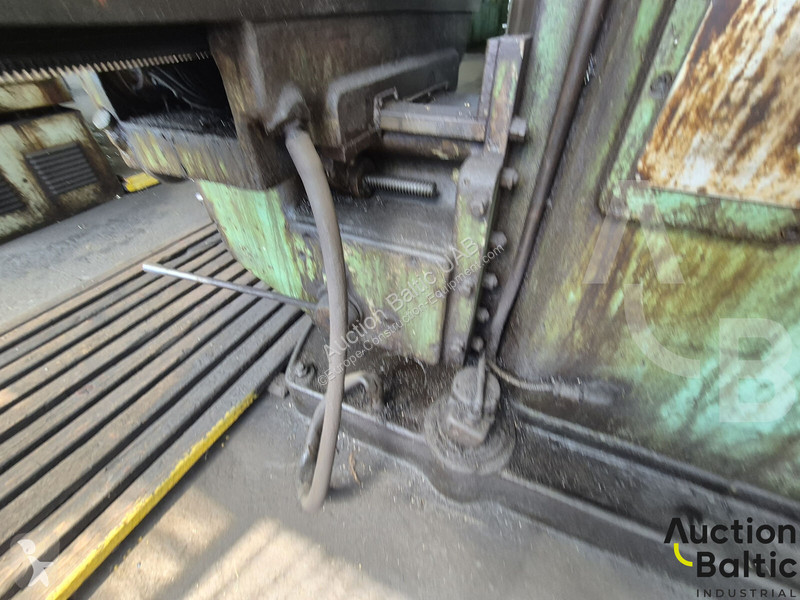 Vybavenie stavebného stroja  machine with a vice