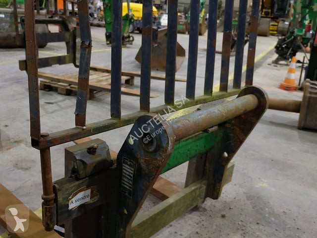 Строително оборудване Manitou PFB