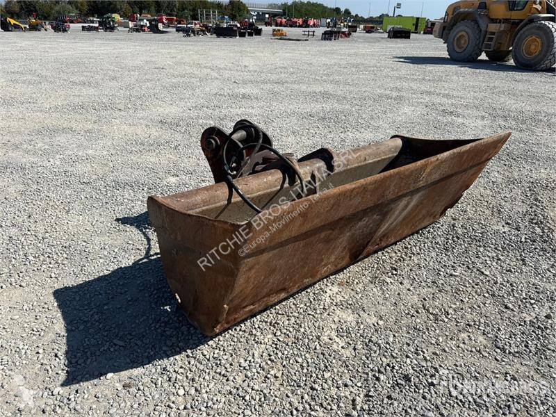 Tilting Bucket machinery equipment