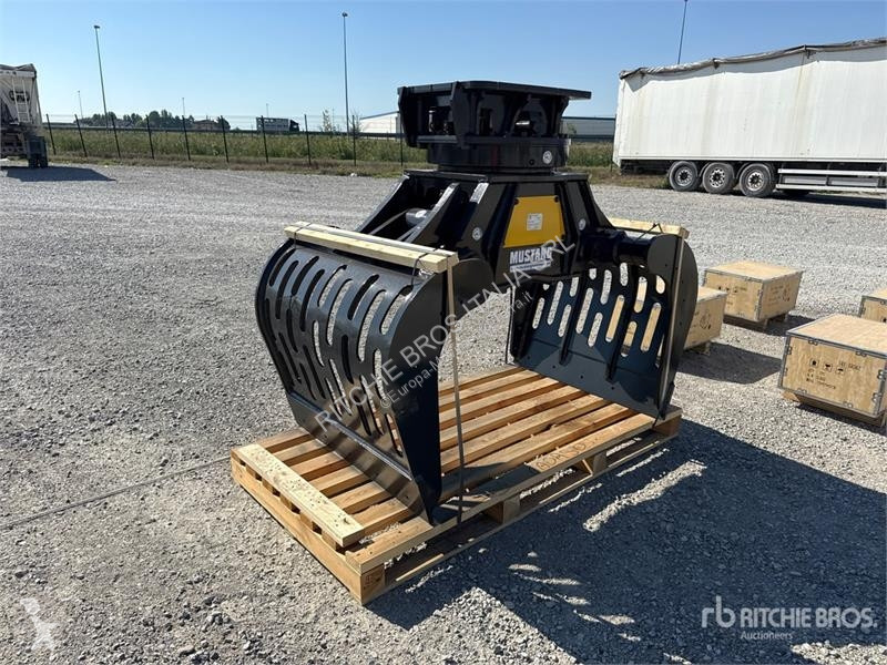 Mustang GRP1500 machinery equipment