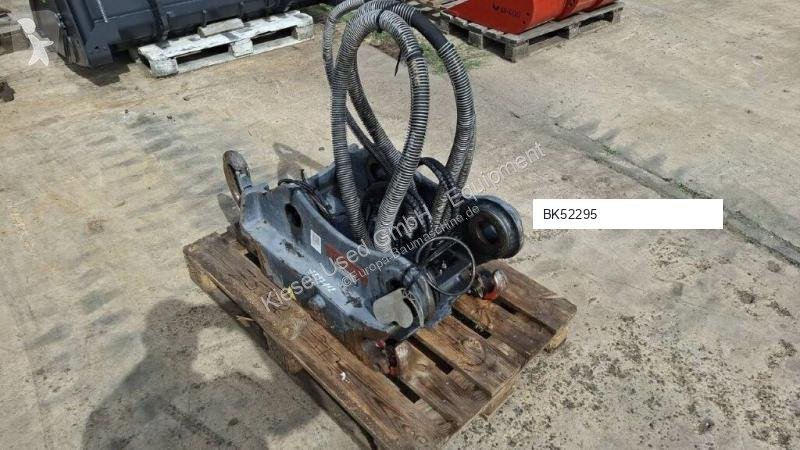 Oilquick  machinery equipment