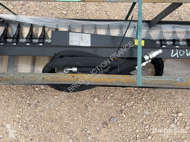 Equipamentos de obras   HHE180P