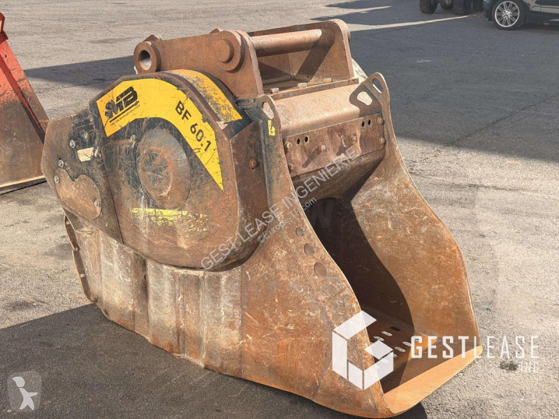 Équipements TP MB Crusher