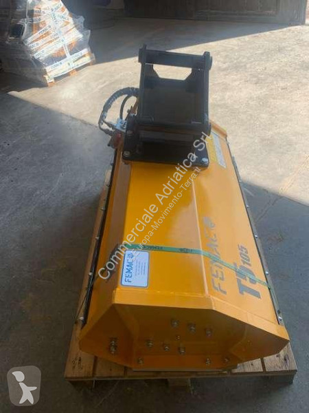 Équipements TP  T5 105