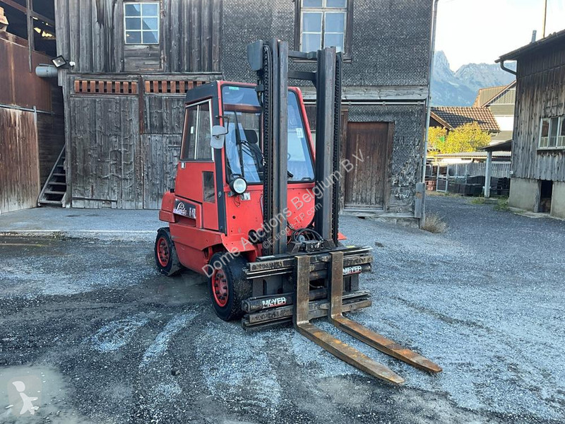 تجهيزات الأشغال العمومية Linde H40D