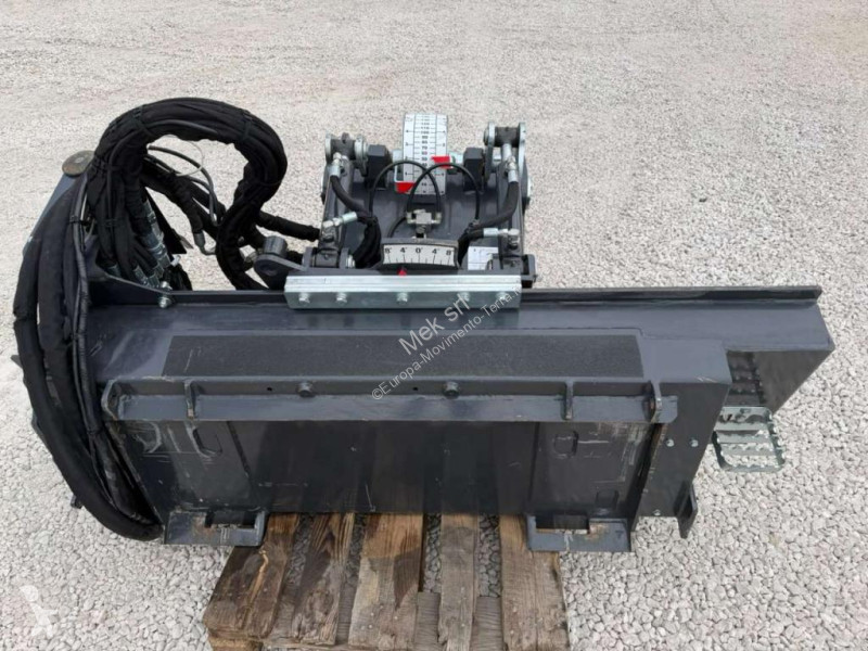 تجهيزات الأشغال العمومية Bobcat 18PSL