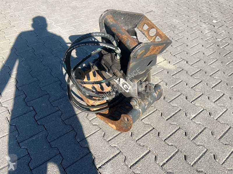 Aanbouwstukken voor bouwmachines  S100-D