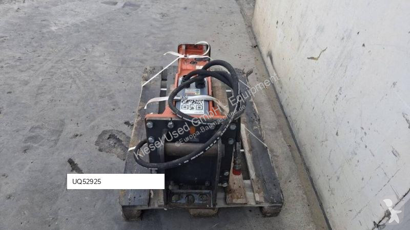 Equipamentos de obras Rammer R04P