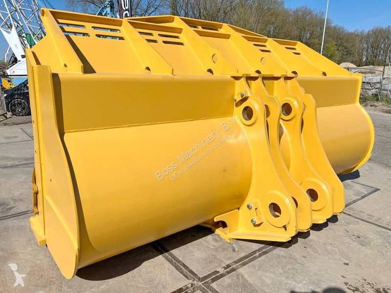 Aanbouwstukken voor bouwmachines Caterpillar...