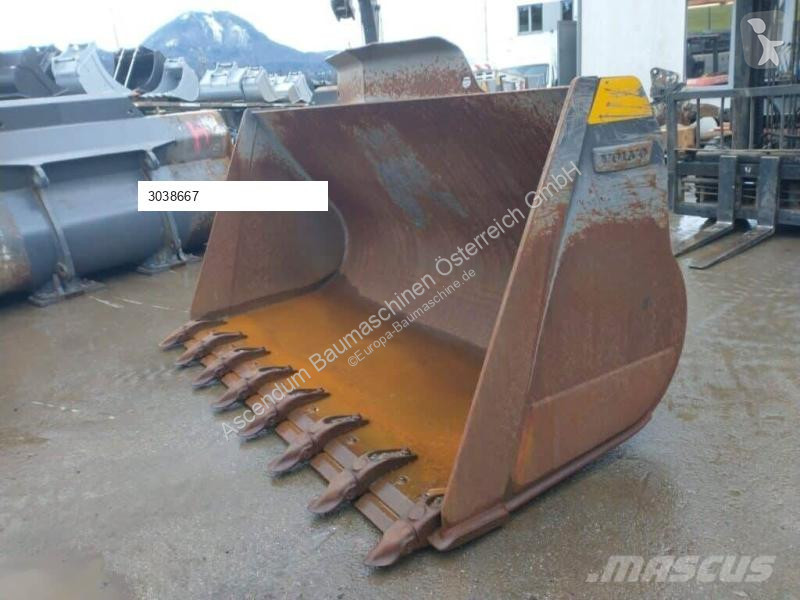 تجهيزات الأشغال العمومية Volvo GP Schaufel...