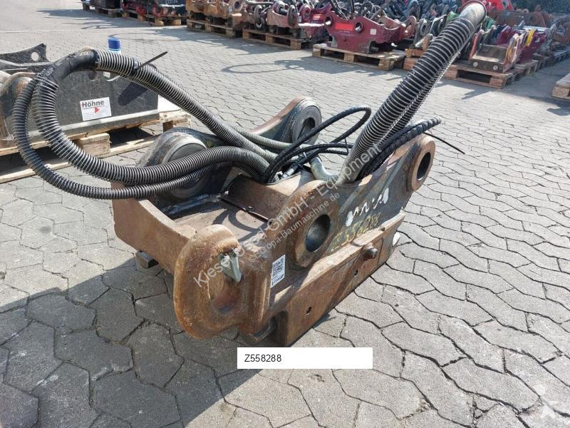 Stavební vybavení Oilquick Attache rapide...