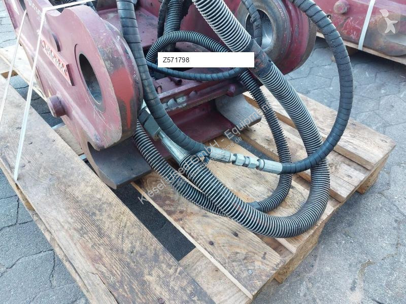 Equipamientos maquinaria OP Hitachi Attache...