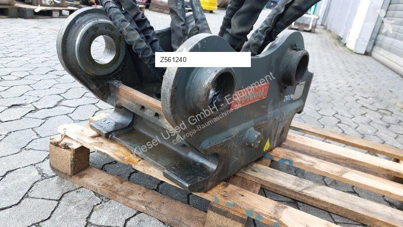 Stavební vybavení Oilquick Attache rapide  OQ65...