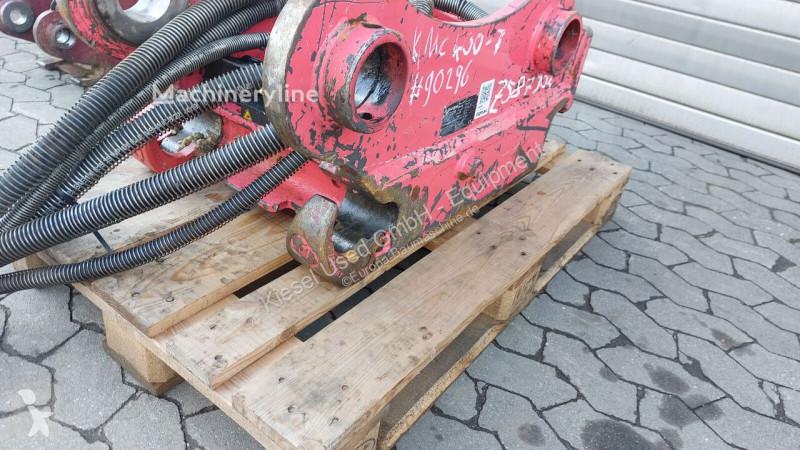 Equipamientos maquinaria OP Oilquick Attache...