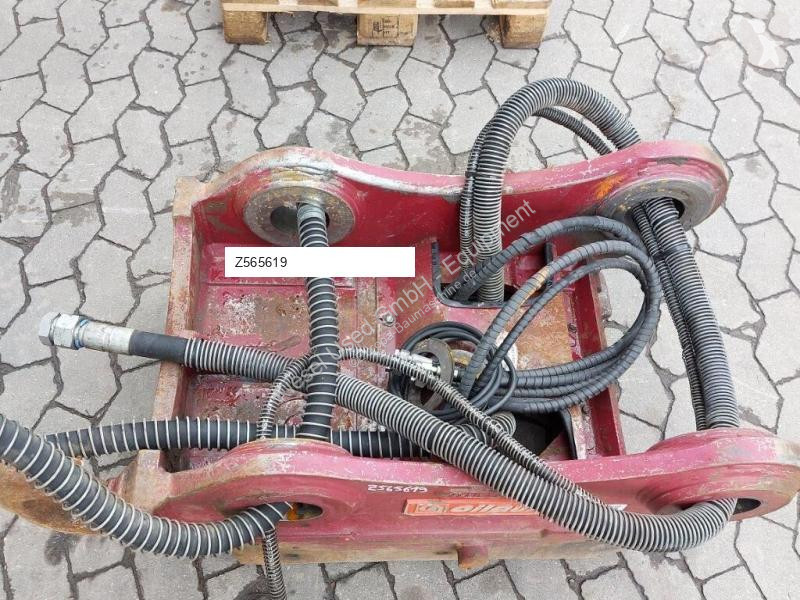 Stavební vybavení Oilquick Attache rapide  pour...