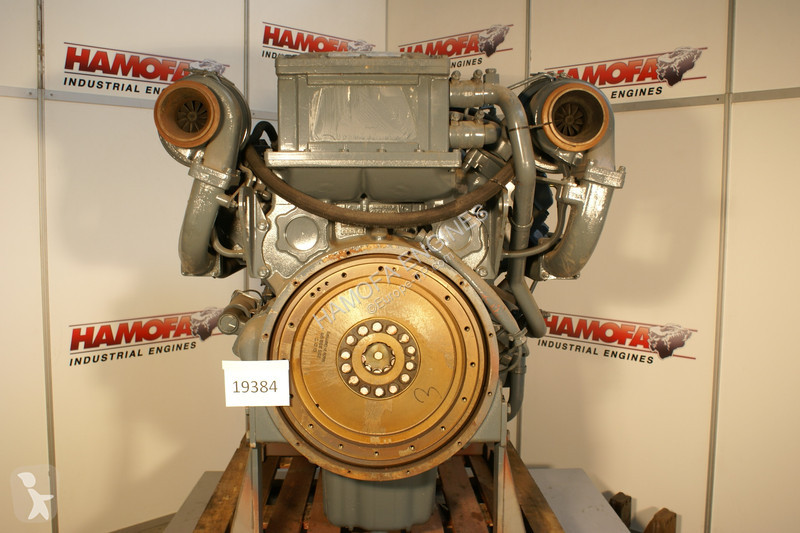 تجهيزات الأشغال العمومية Detroit Diesel MTU...