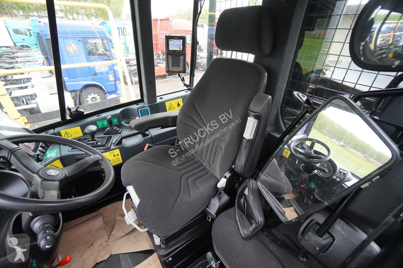 Vybavenie stavebného stroja  TEREX RA 40 6X6...