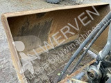Stavební vybavení  LH100 Incl. Rotator