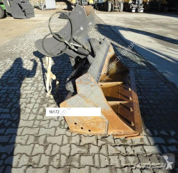 Attrezzature per macchine movimento terra Volvo...