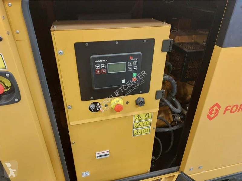 Aanbouwstukken voor bouwmachines Caterpillar...