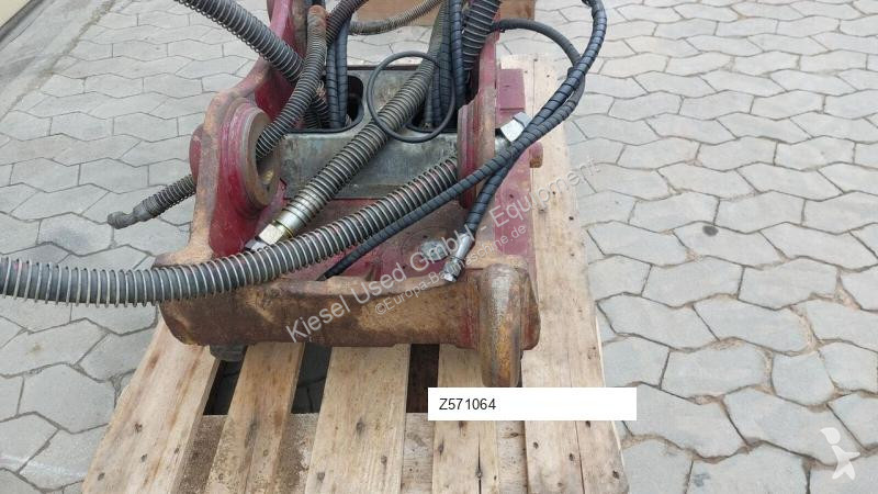 Equipamientos maquinaria OP Oilquick Attache...