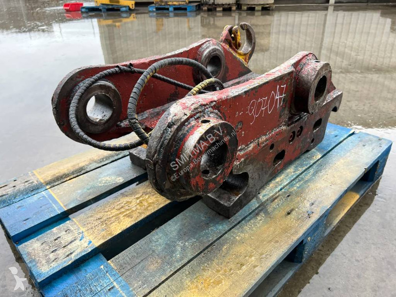 Equipamentos de obras  S70 - 323D