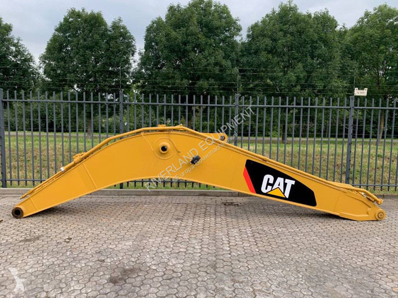 تجهيزات الأشغال العمومية Caterpillar | 323...