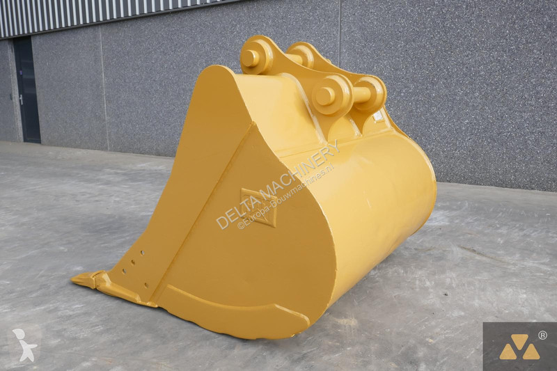 Aanbouwstukken voor bouwmachines Caterpillar...
