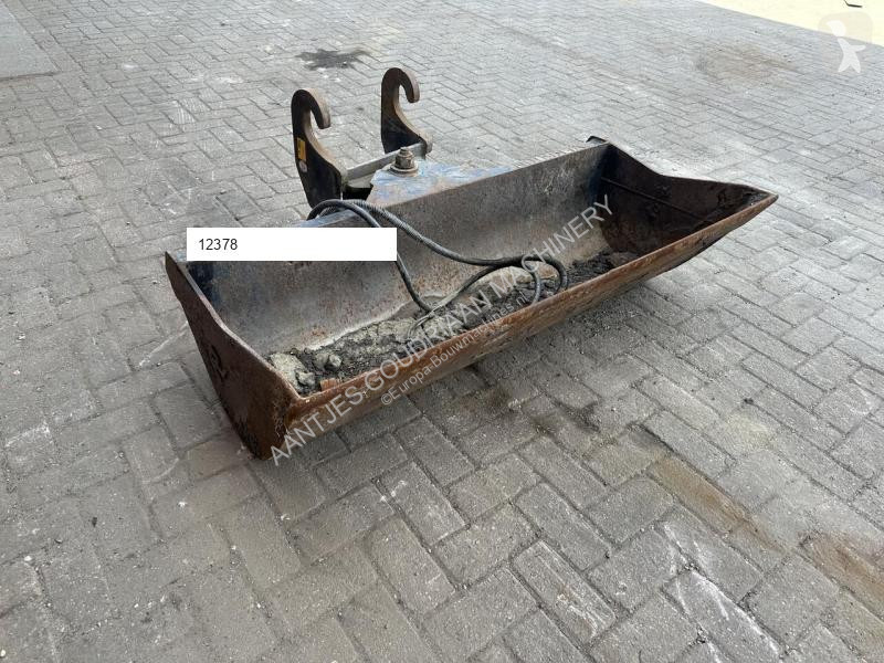 Aanbouwstukken voor bouwmachines  Kantelbak...