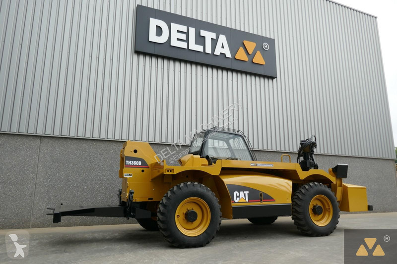 Aanbouwstukken voor bouwmachines Caterpillar...
