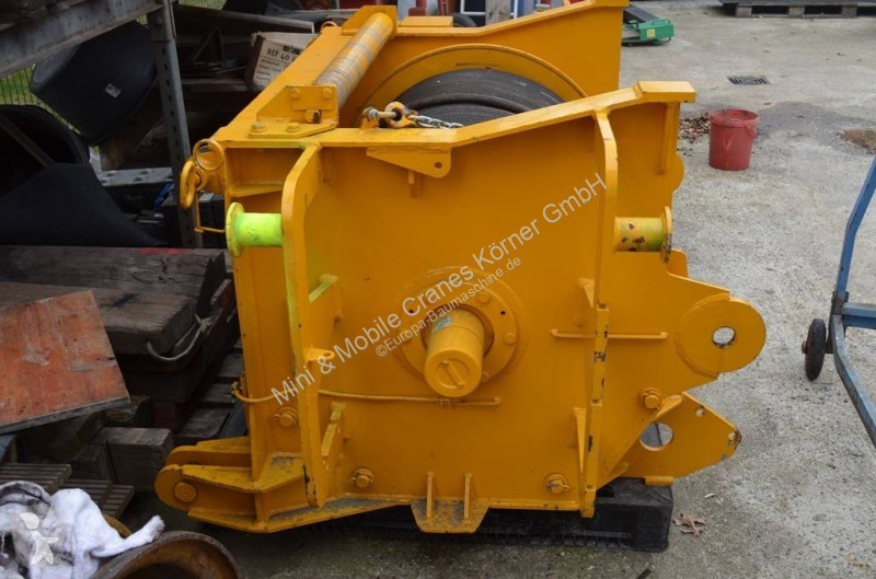 تجهيزات الأشغال العمومية Liebherr LTM 1225 2....