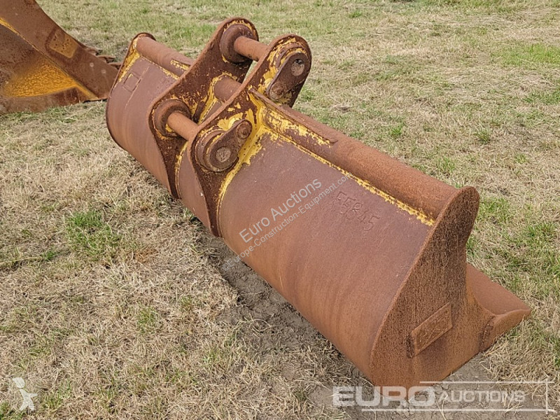 Echipamente pentru construcţii Caterpillar