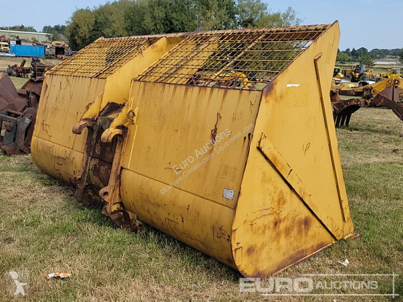 Echipamente pentru construcţii Caterpillar